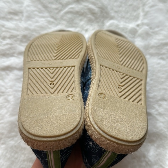 NWT Vionic Beach Laguna Slip on Blue Coral size 8 - Picture 6 of 9